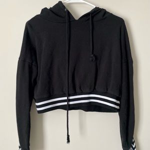 Cropped Hoodie